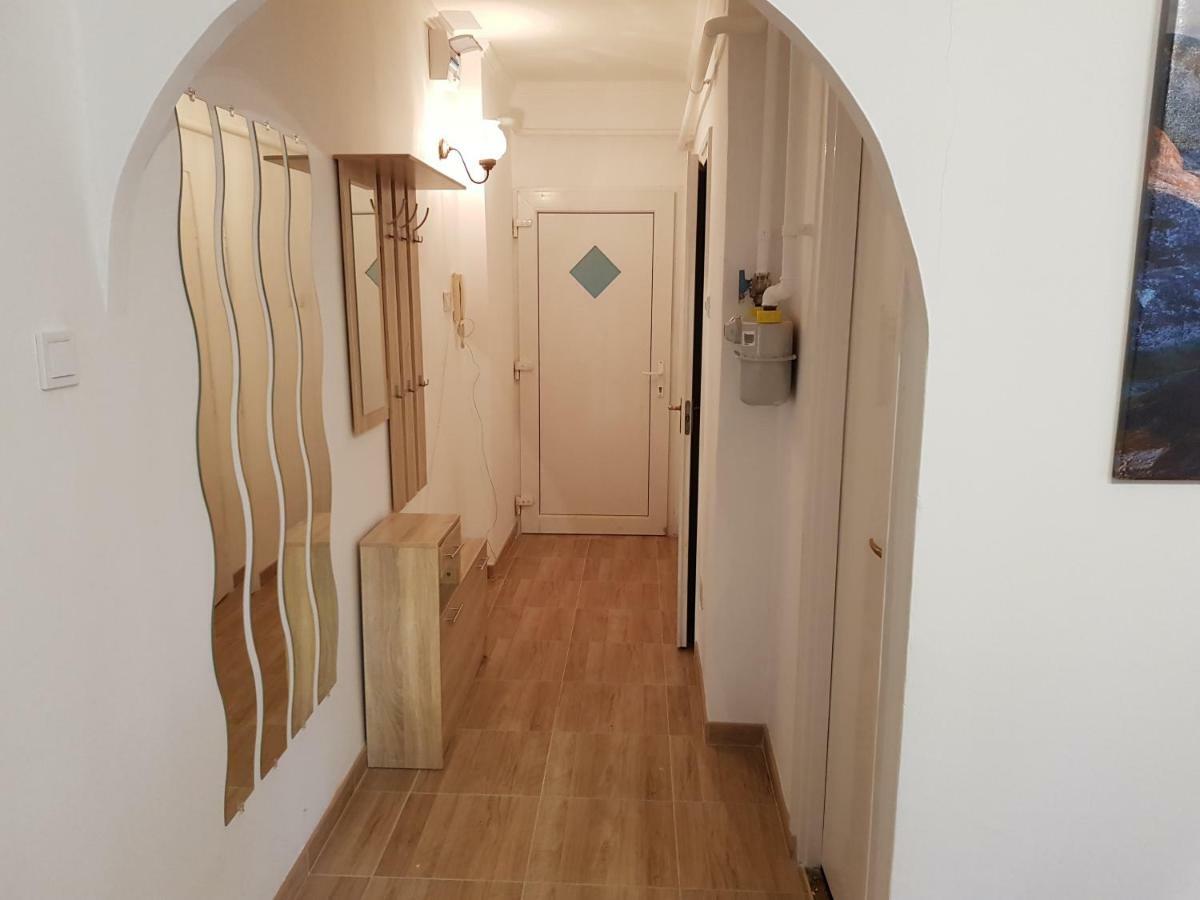 Lia Apartman Kiskunhalas Extérieur photo